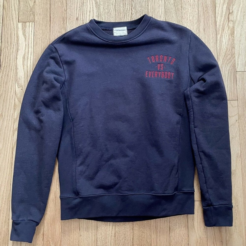 Peace Collective Toronto VS Everybody Mens Crewneck Sweatshirt Blue Size M